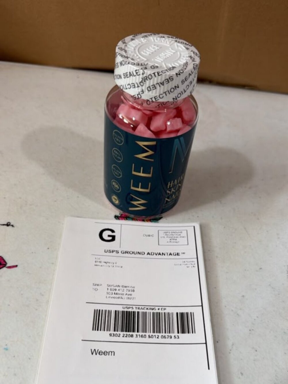 WEEM Hair Skin & Nails Gummies – Sealed Bottle